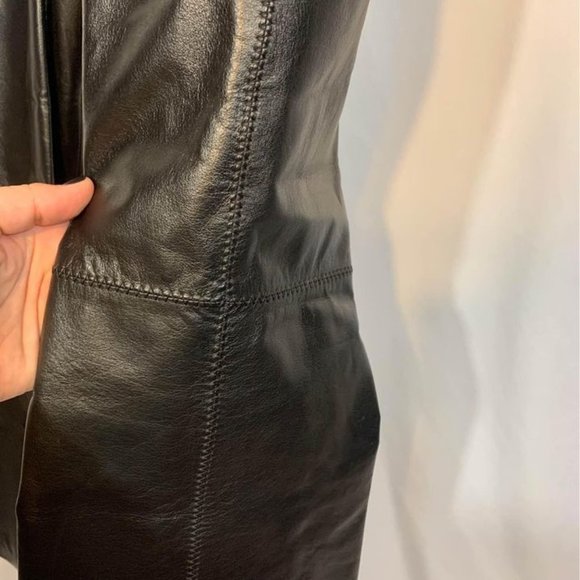 DANIER woman’s black lined leather pants. Straight leg. A+ condition. Size 4. - Picture 3 of 12